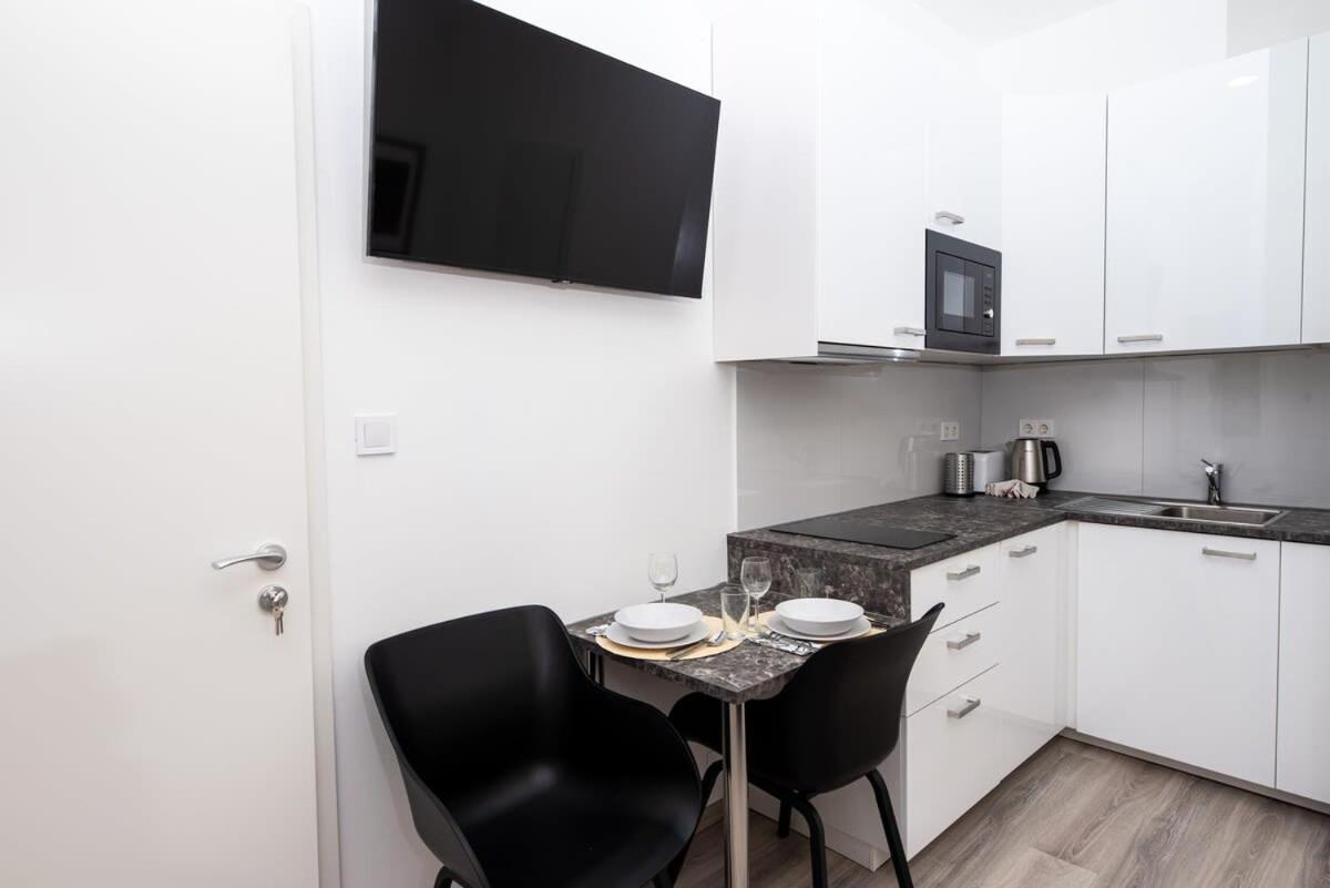 Extra Central - New - Charming Studio Budapesta Exterior foto