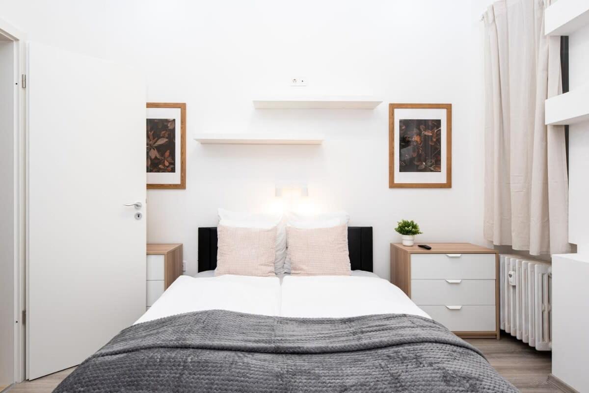 Extra Central - New - Charming Studio Budapesta Exterior foto